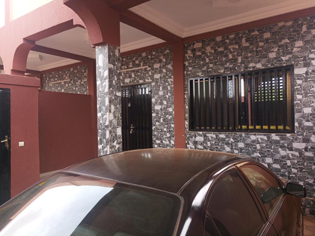 Résidence Lynda Prestige Uagadugú Exterior foto